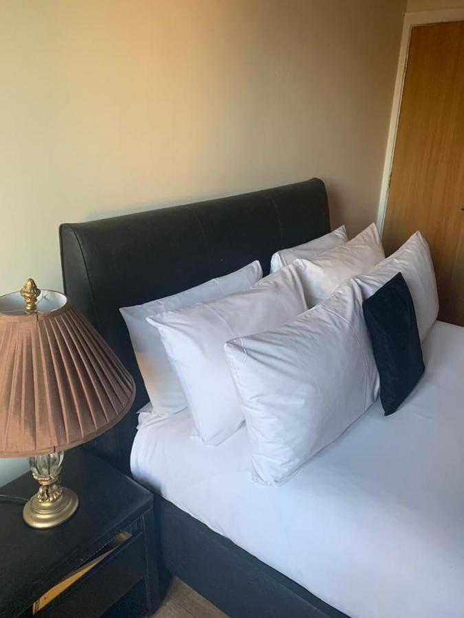 Ferienwohnung Contractor Bookers Bookdirect Save 10Percent Liverpool Exterior foto