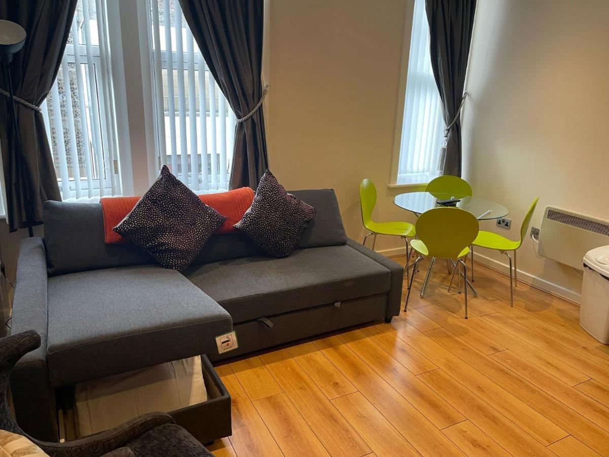 Ferienwohnung Contractor Bookers Bookdirect Save 10Percent Liverpool Exterior foto