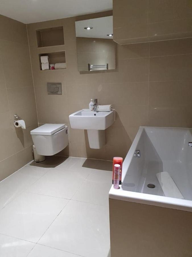 Ferienwohnung Contractor Bookers Bookdirect Save 10Percent Liverpool Exterior foto