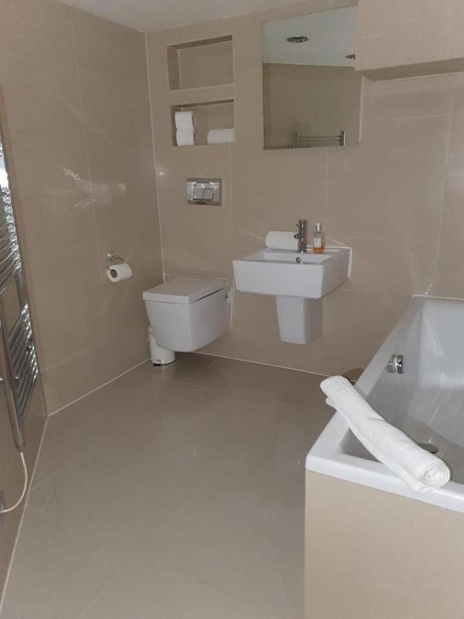Ferienwohnung Contractor Bookers Bookdirect Save 10Percent Liverpool Exterior foto